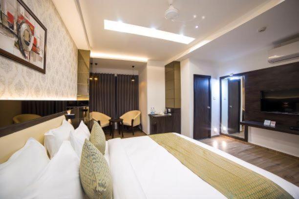 Hotel Shivalik - Mehsana Mahesana Exterior photo